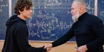 Еволюція філософських концепцій щодо конфлікту в системі «вчитель–учень» - PedagogikaIN